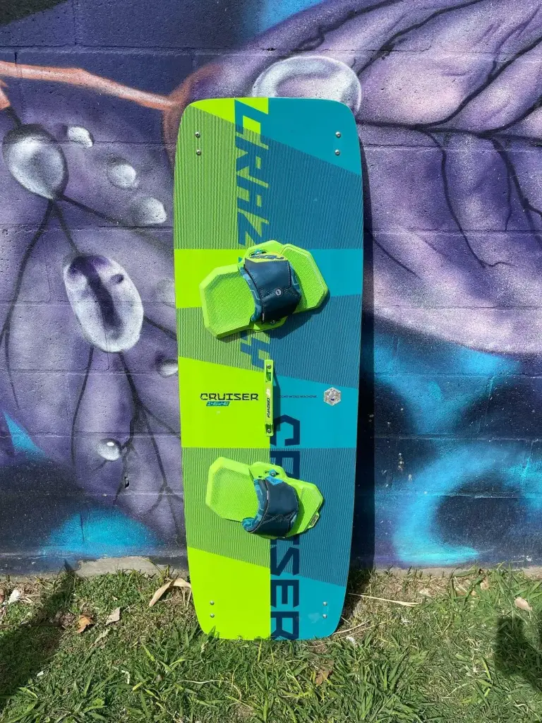 CRAZY FLY CRUISER 145 X 48 USADO