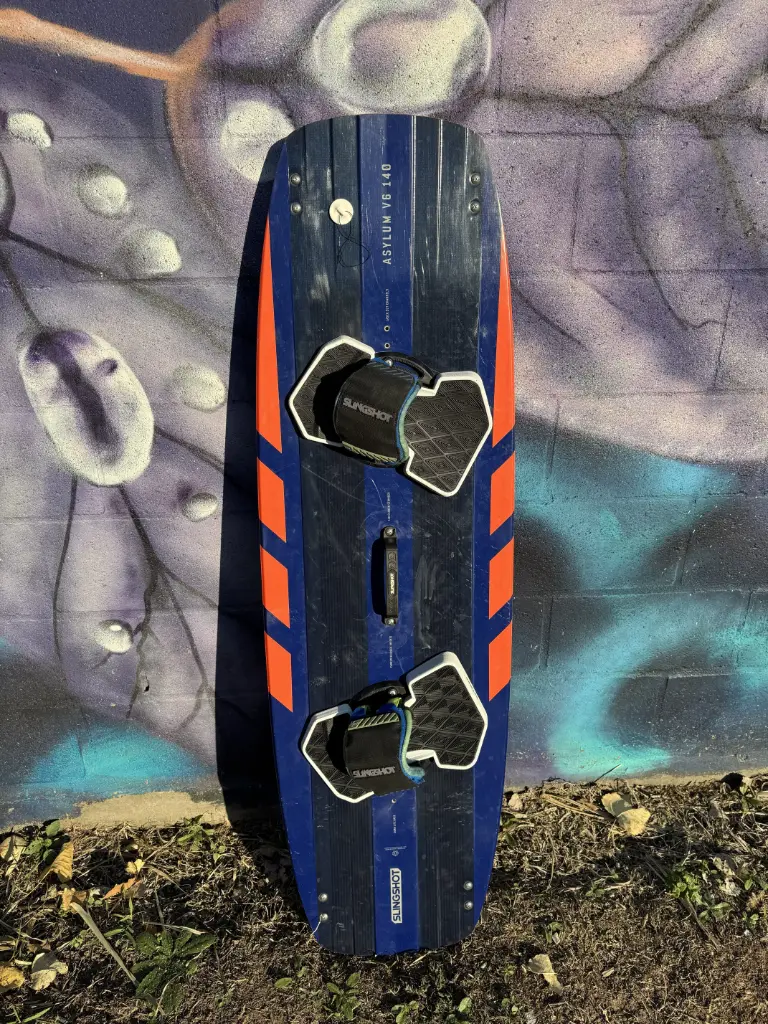 SLINGSHOT 2019 ASYLUM 138 USADO   (copia)