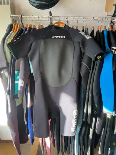 MYSTIC BRAND SHORTY BZ L USADO