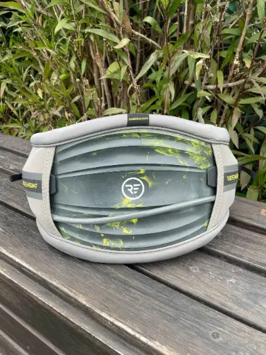 SABER V1 SLATE GREY L USADO