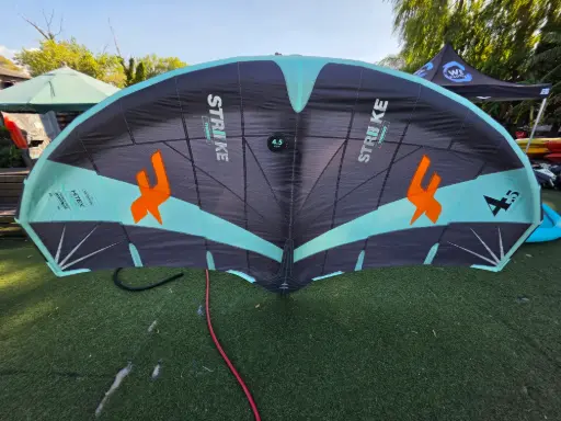 F-ONE STRIKE V3 4.5 M USADO